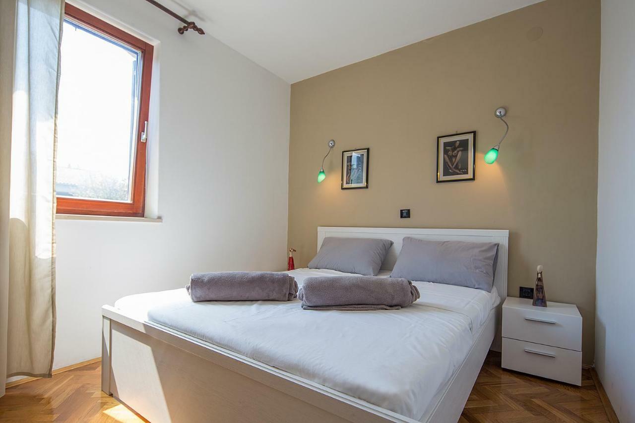 Apartments Bo Malinska Eksteriør billede